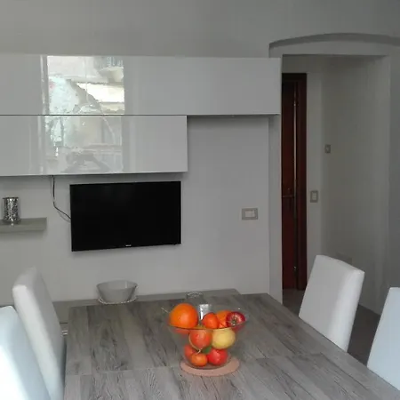 Aquila Apartment *